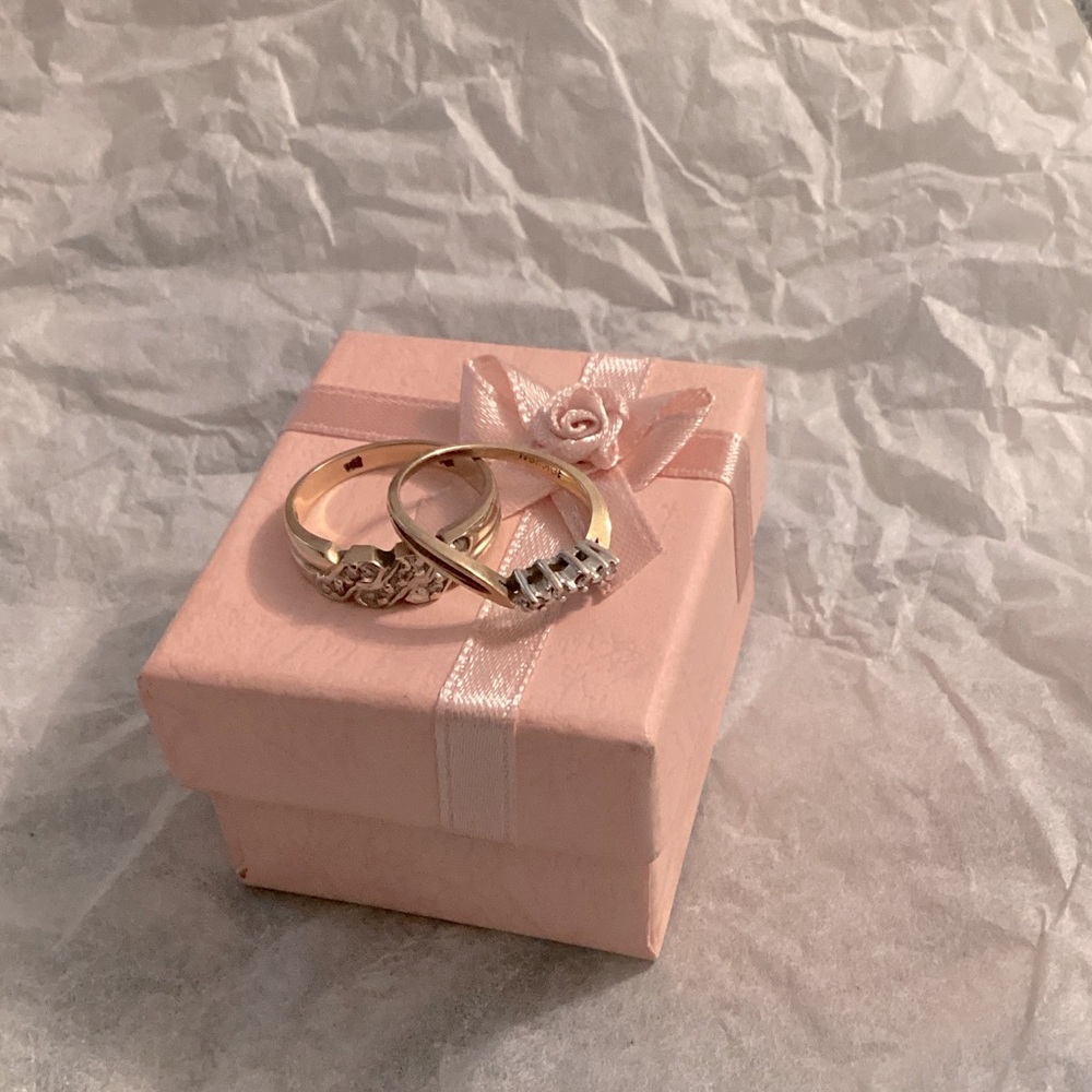 Elegant Gold and Silver Women's Ring Set